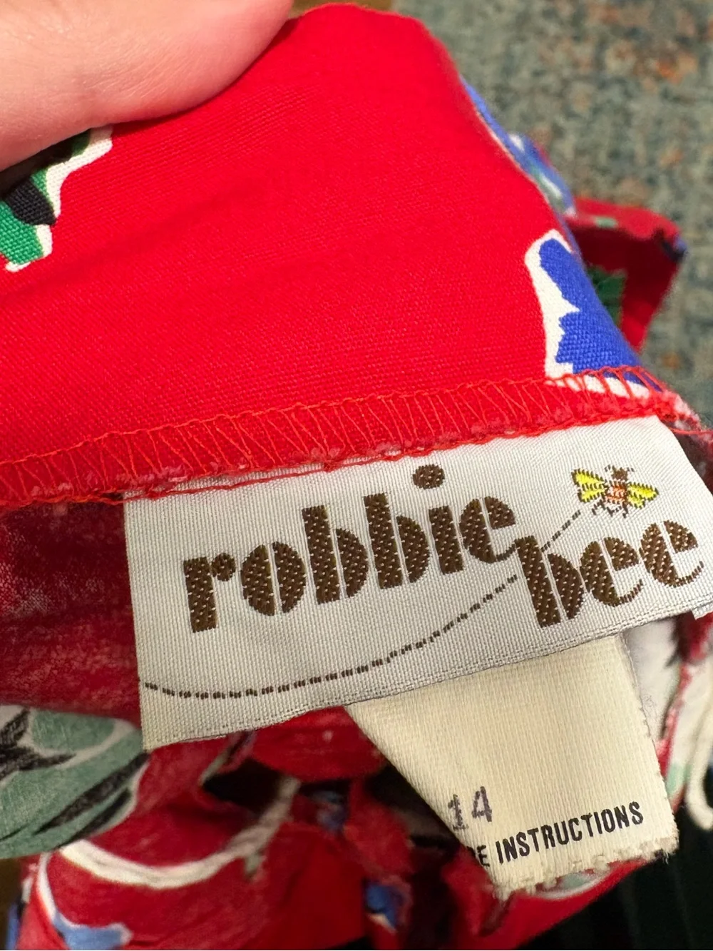 80s bold floral red sundress - Picture 4 of 9
